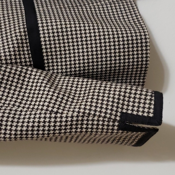 Tahari Arthur S. Levine Jacket - Picture 7 of 11